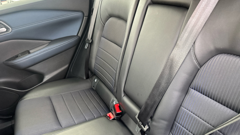 Nissan Qashqai 1.3 DiG-T MH Tekna 5dr Petrol Hatchback